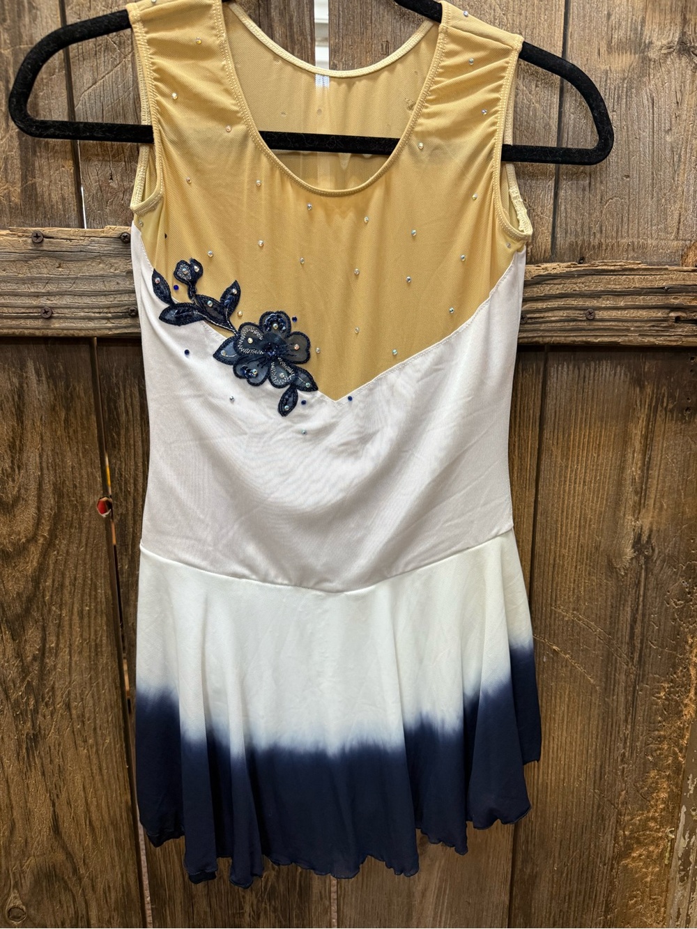 Ice Fairy Figure Skating Dress With Flower Embroidery - Picture 6 of 11